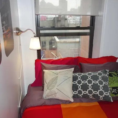 Apartment Four Bedroom - Eldridge St. #38 *