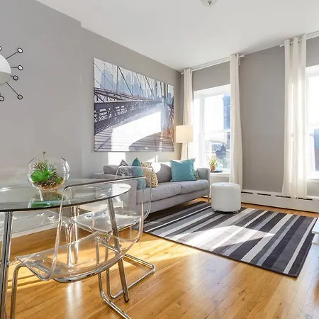 Apartment Two Bedroom In Harlem *