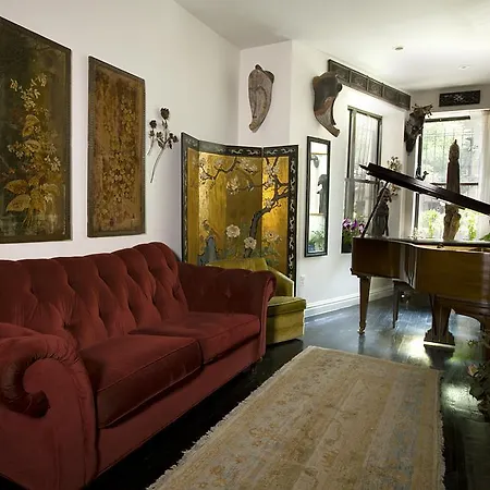 The Gallery House
