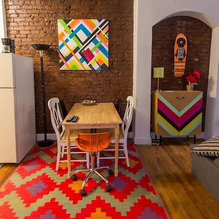 Apartment Three Bedroom East Village Bungalow