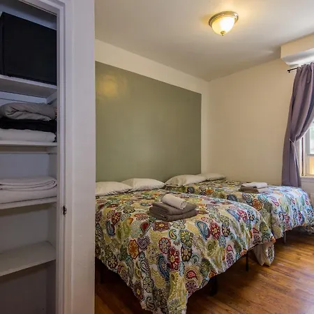 Apartment Three Bedroom East Village Bungalow *