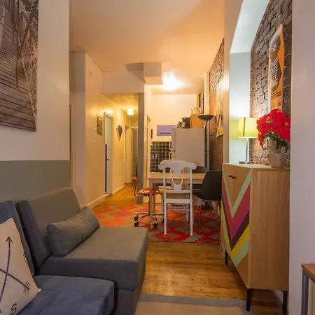 Apartment Three Bedroom East Village Bungalow