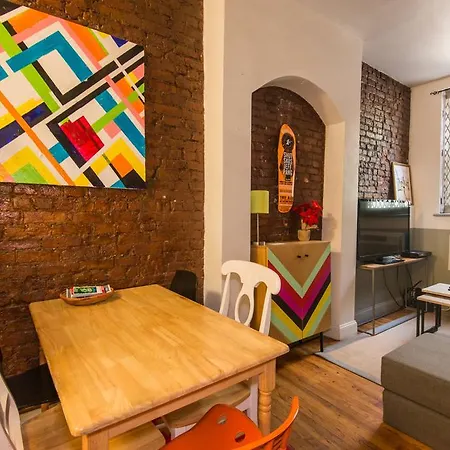 Apartment Three Bedroom East Village Bungalow