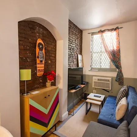 Apartment Three Bedroom East Village Bungalow