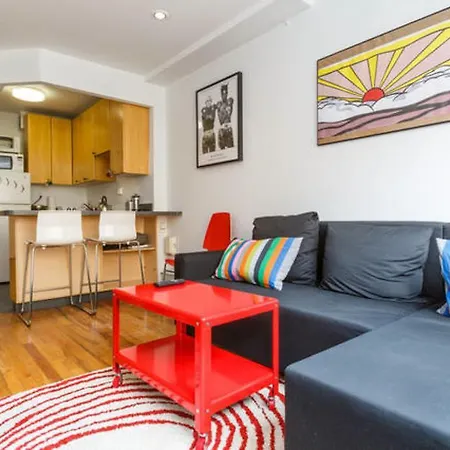 Apartment Times Square - Theater District Two Bedroom *
