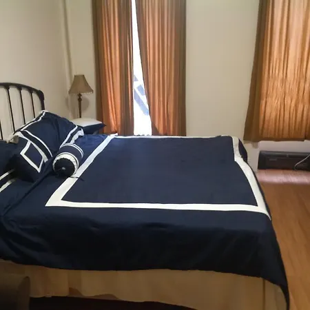 Apartment Midtown East Studio *