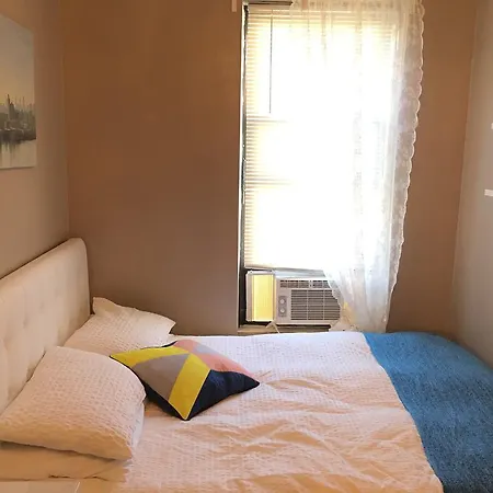 Apartment Three-bedroom Central Park East New York