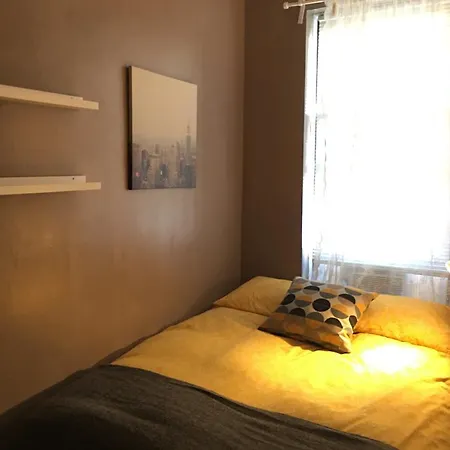 Apartment Three-bedroom Central Park East