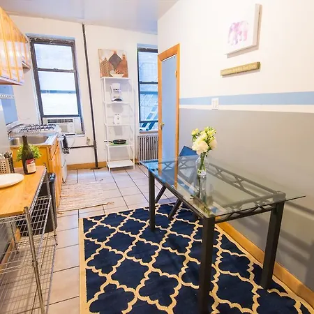 Apartment Large Three Bedroom - Nyc *