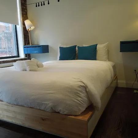 East Village 3*