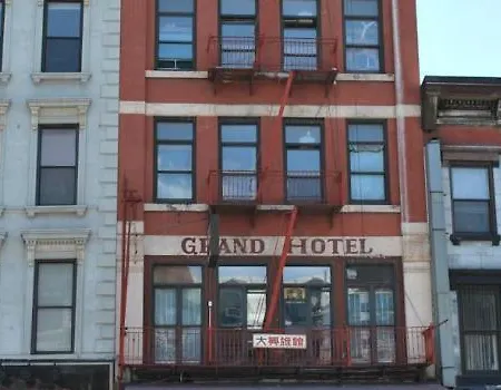 Bowery Grand