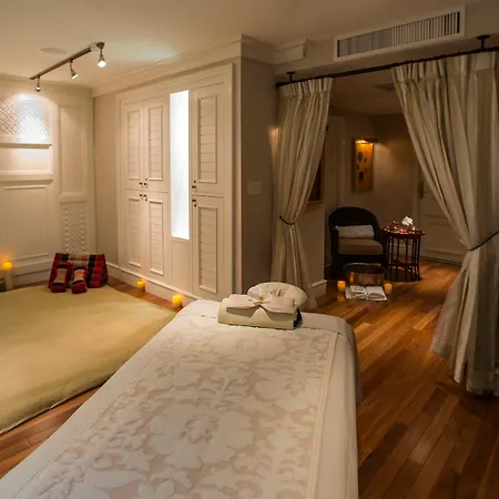 Hotel Plaza Athenee