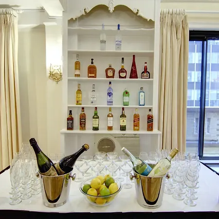 Roger Smith New York