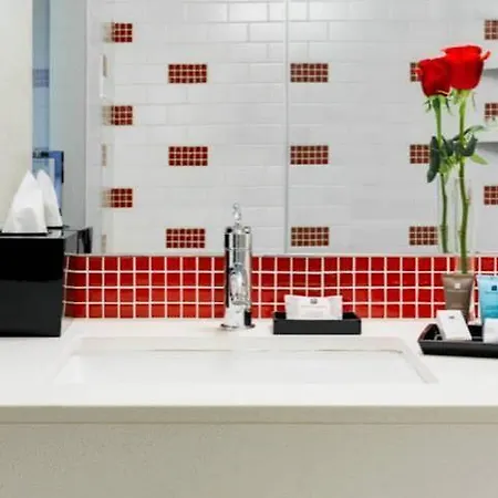 Hotel Crowne Plaza Jfk Airport City, An Ihg 4*