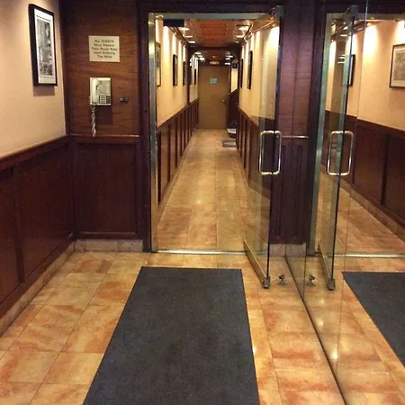 Hotel Park Savoy 2*