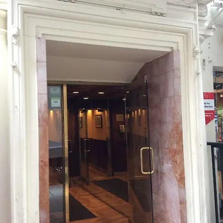Hotel Park Savoy New York