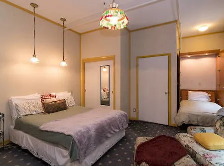 Hotel The Townhouse Of Chelsea 3*