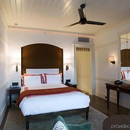 The Bowery 5*