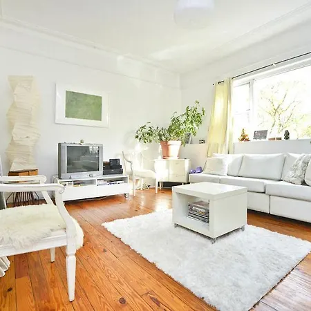 Greenpoint Apartment