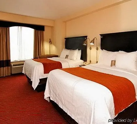Comfort & Laguardia Airport Hotel New York