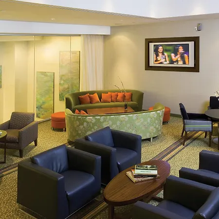 Courtyard By Marriott Manhattan Upper East Side Hotel