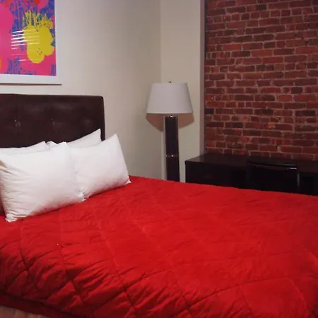 Royal Park Hostel