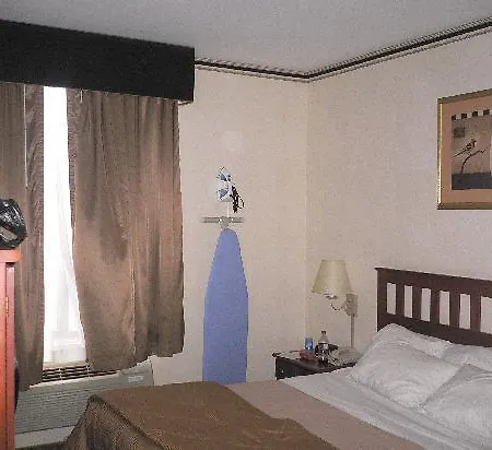 Red Lion & Long Island Hotel 3*