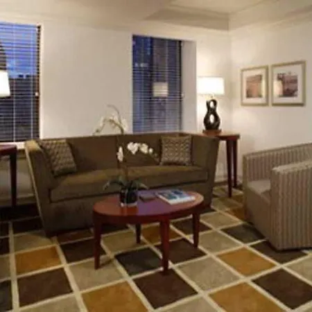 Aka Sutton Place Aparthotel 4*