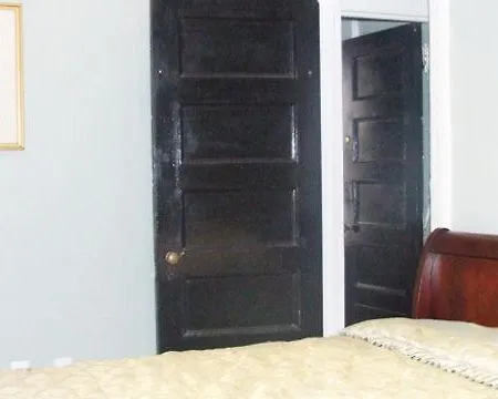 Sugar Hill Apartment *