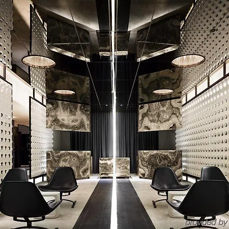 The Standard, High Line 4*