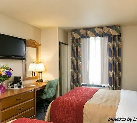 Comfort Jfk Airport 2*