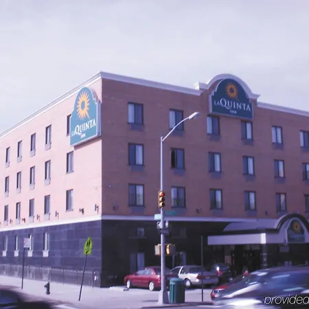 La Quinta By Wyndham Queens Hotel New York