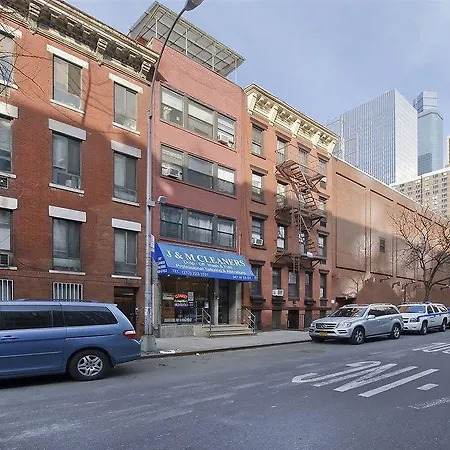 Cozy Two Bedrooms Near Times Sq - Nyc Apartment