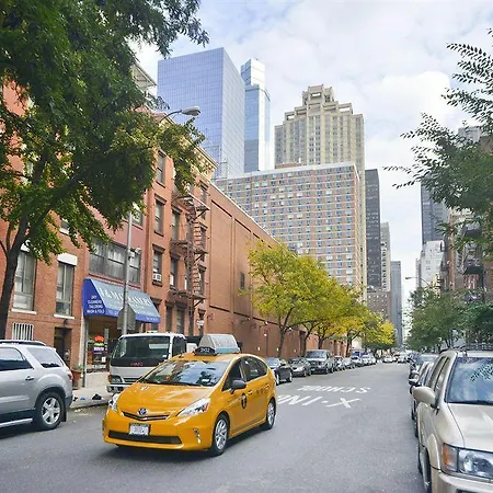 Cozy Two Bedrooms Near Times Sq - Nyc Apartment