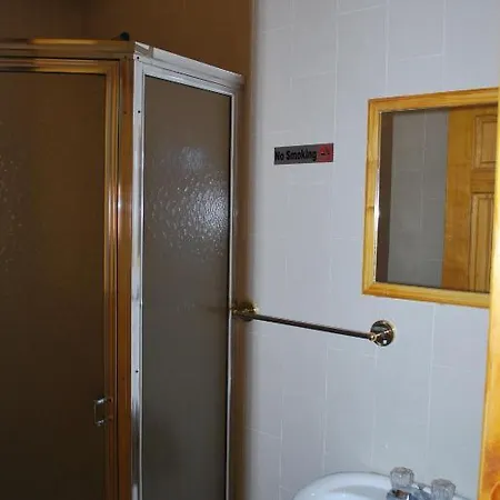 Bowery Grand Hostel