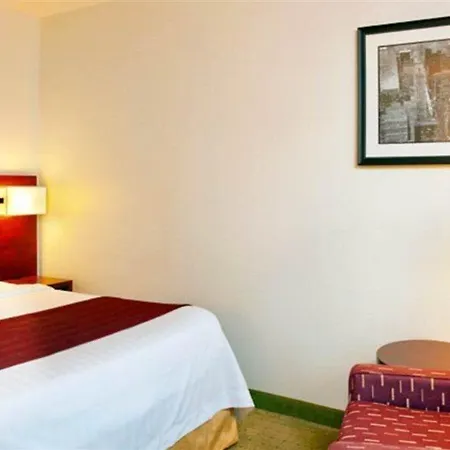 Courtyard By Marriott Manhattan Upper East Side New York
