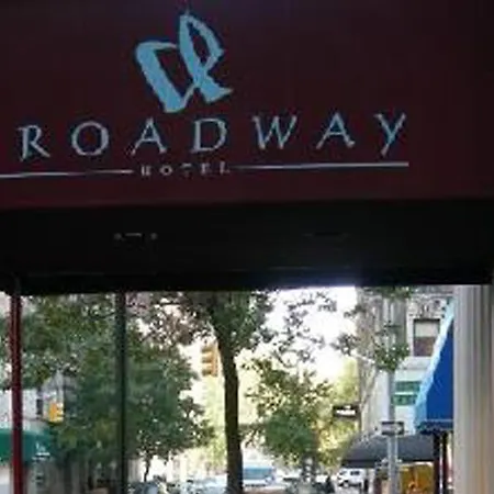Hostel Broadway &