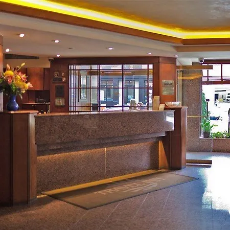 Hotel Travel - Midtown Manhattan