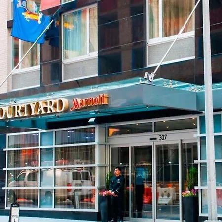 Courtyard By Marriott Times Square West