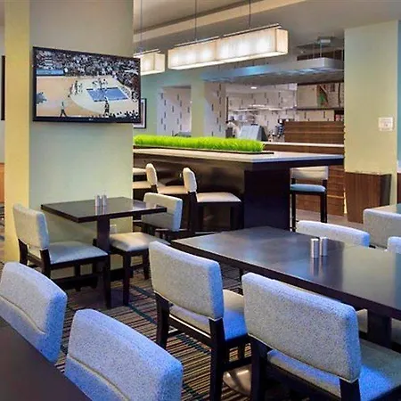 Courtyard By Marriott Manhattan/chelsea