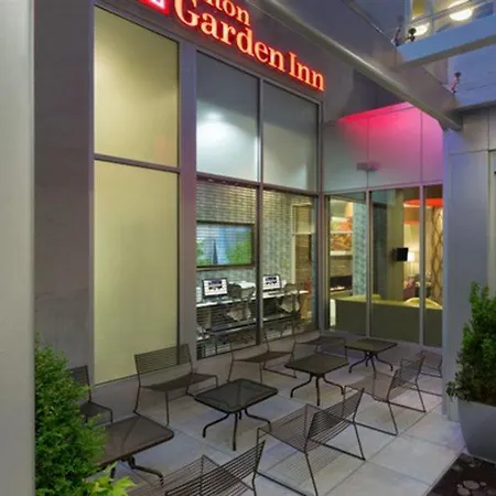 Hilton Garden Manhattan Midtown East
