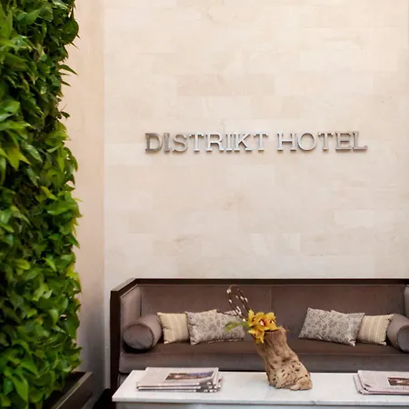 Hotel Distrikt City, Tapestry Collection By Hilton 4*