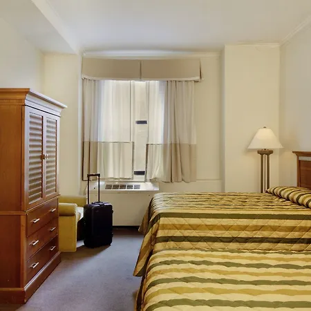 Hotel Pennsylvania 3*