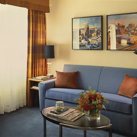Hotel By Marriott Manhattan/central Park