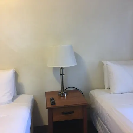 Hotel Seafarers International House