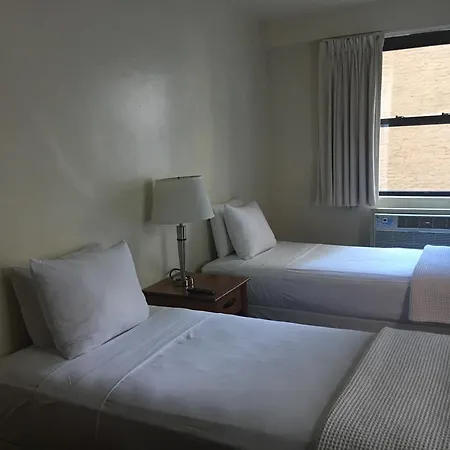Hotel Seafarers International House New York