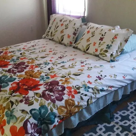 Apartment Baird Three Bedroom New York