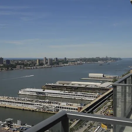 Global Luxury At Sky New York