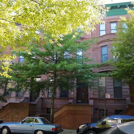 Two Bedroom Suite-harlem Apartment