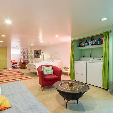 Two Bedroom Suite-harlem New York